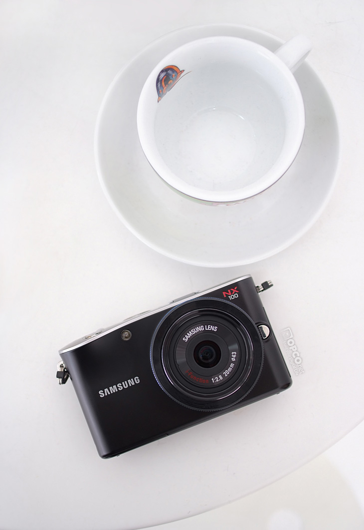 Samsung NX 20mm F2.8 i-Function